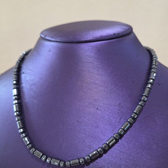 Natural Hematite Gemstone Beaded Unisex Gunmetal Silver Gray Stone Necklace - Picture 1 of 9